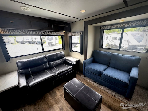2020 Prime Time LaCrosse 3399SE RV Photo 3