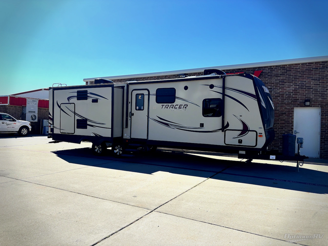 2016 Prime Time Tracer 3175RSD Photo 1