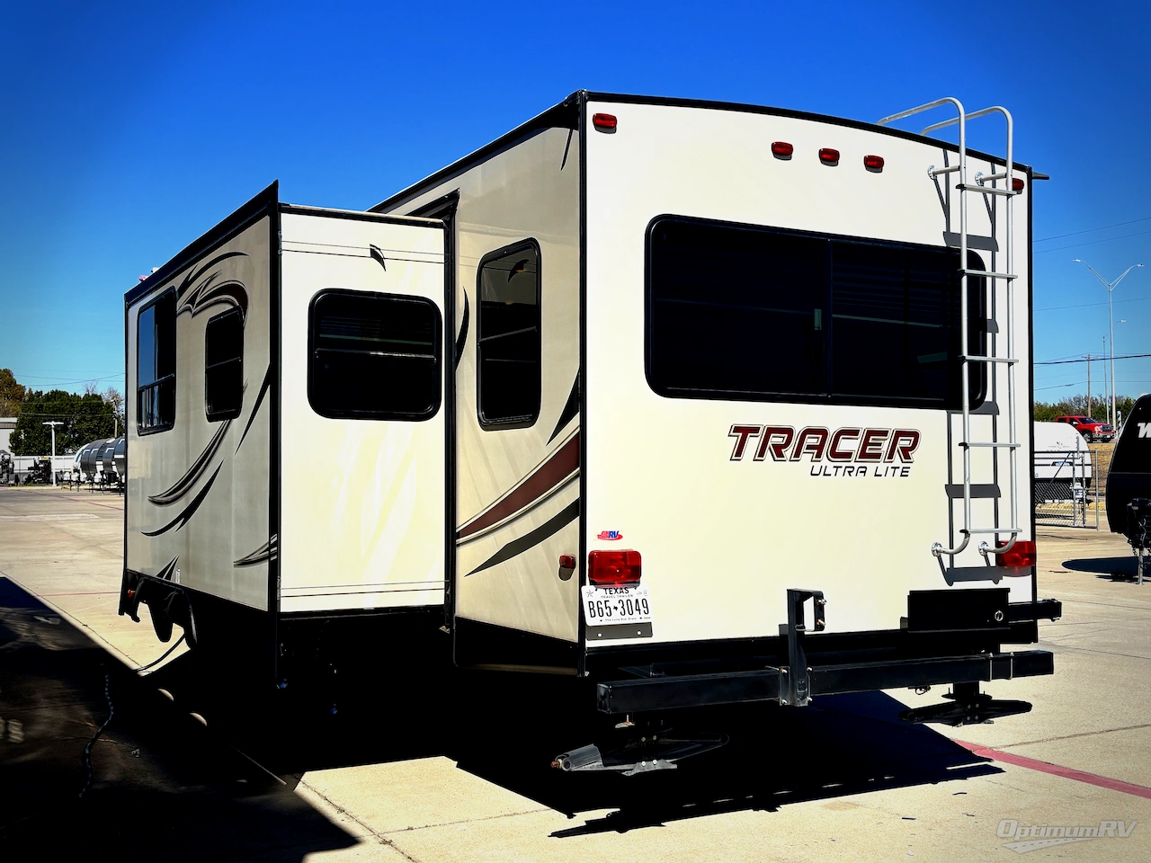 2016 Prime Time Tracer 3175RSD Photo 3