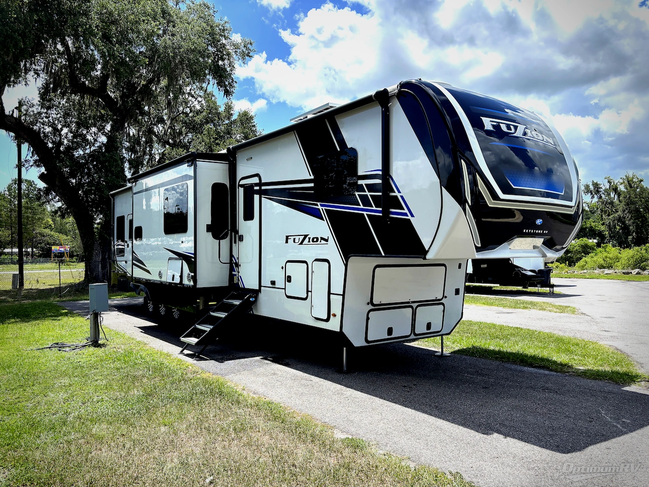 2025 Keystone Fuzion 430 Photo 1