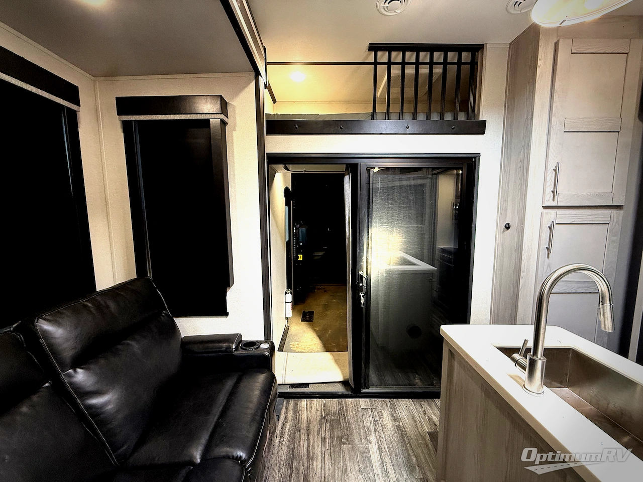 2023 Keystone Fuzion 357 Photo 20