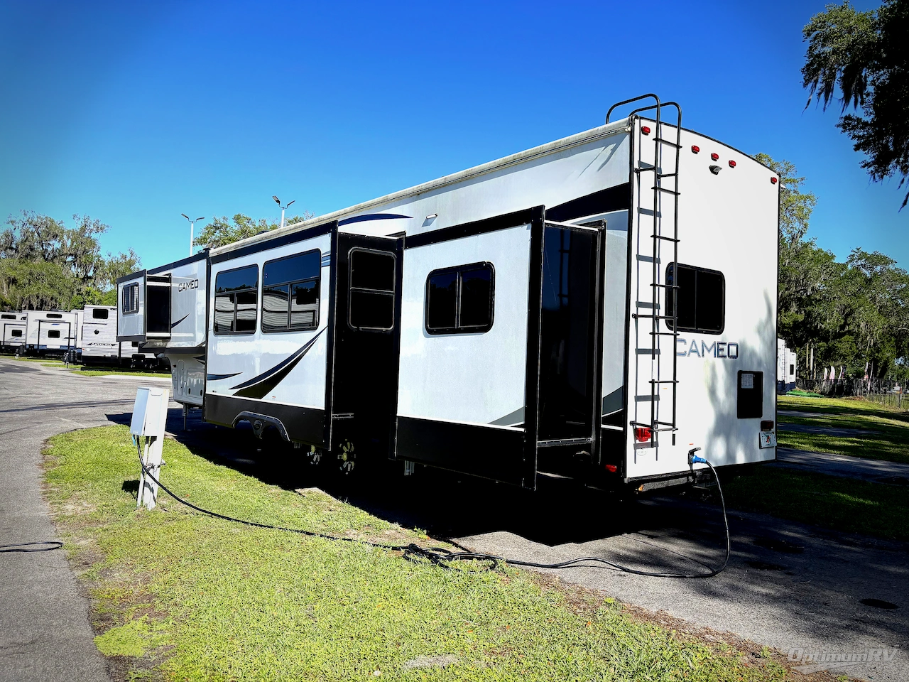 2022 CrossRoads Cameo CE4051BH Photo 3