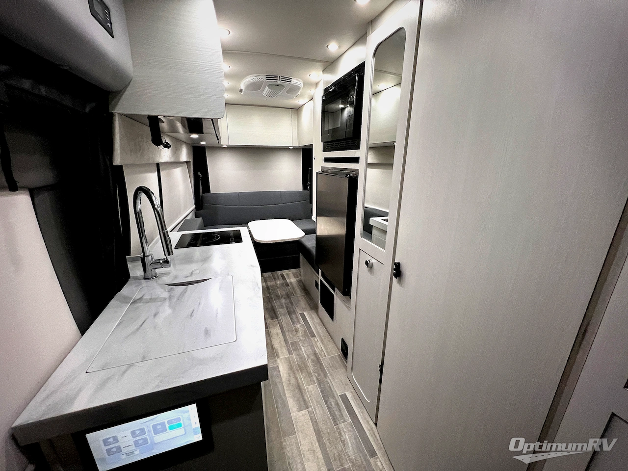 2023 Pleasure-Way Ontour 2.2 Photo 10