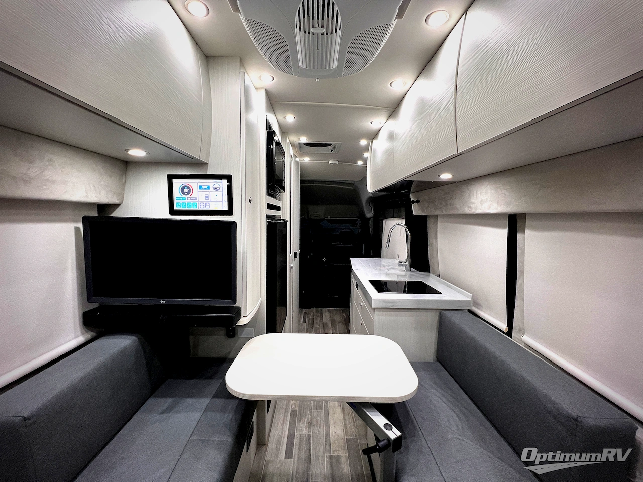 2023 Pleasure-Way Ontour 2.2 Photo 11