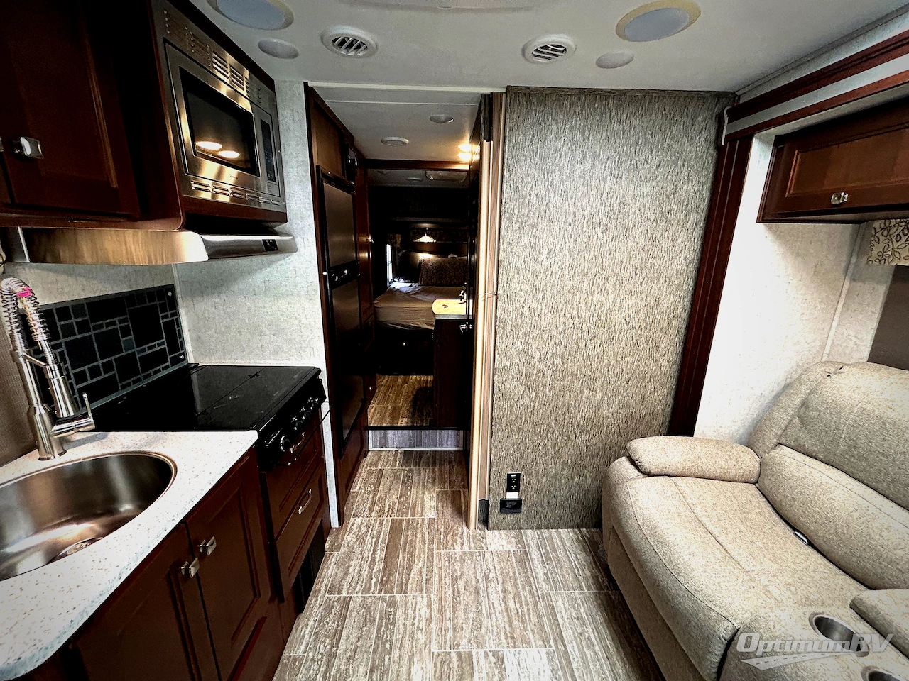 2018 Forest River Forester MBS 2401R Photo 4