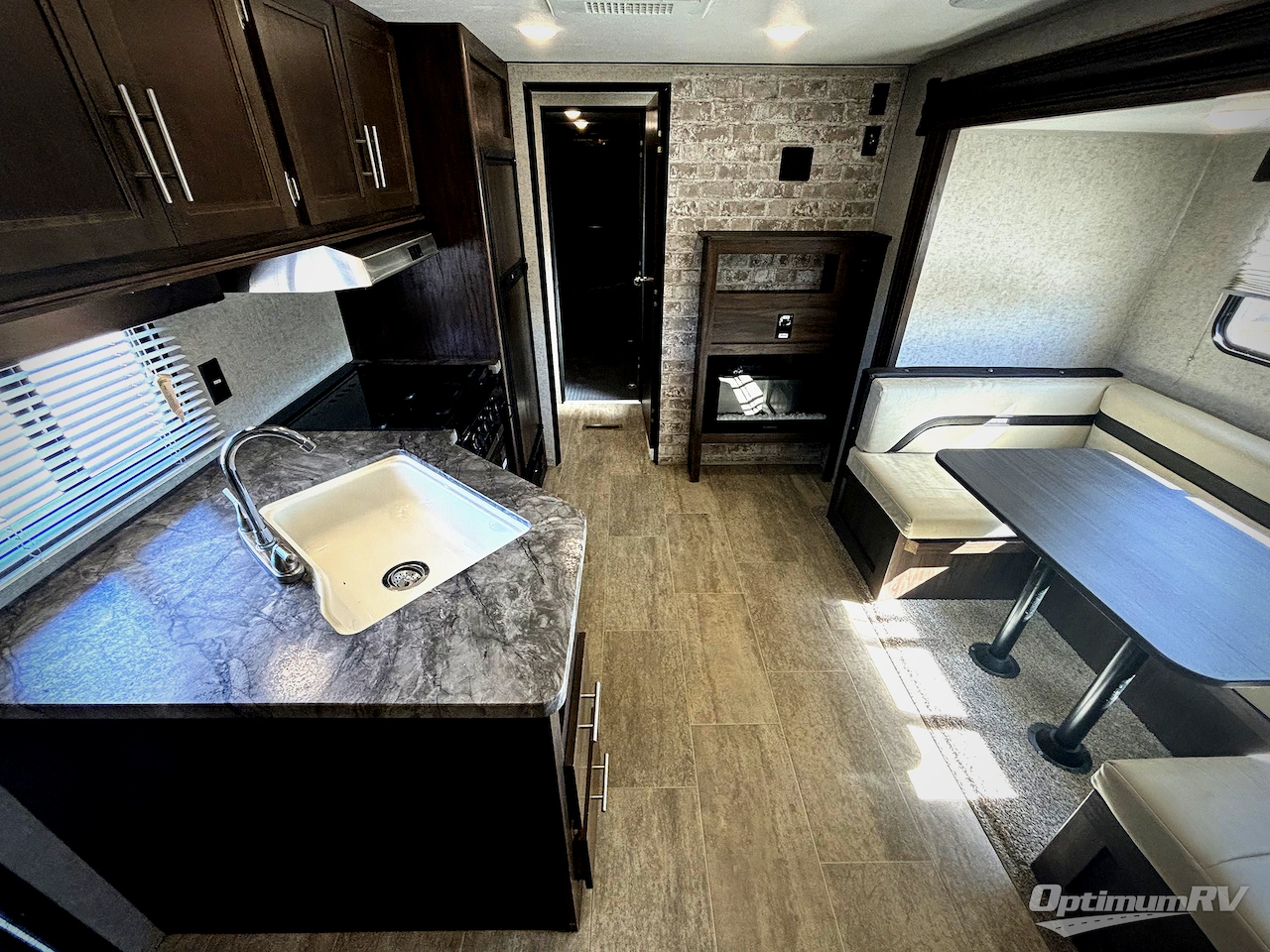 2020 Forest River XLR Boost 27LRLE Photo 4