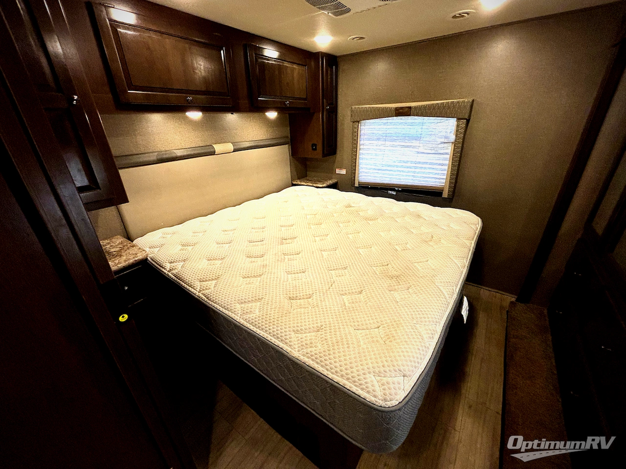 2020 Thor Windsport 29M Photo 17