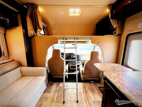 2018 Thor FREEDOM ELITE 28FE RV Photo 2