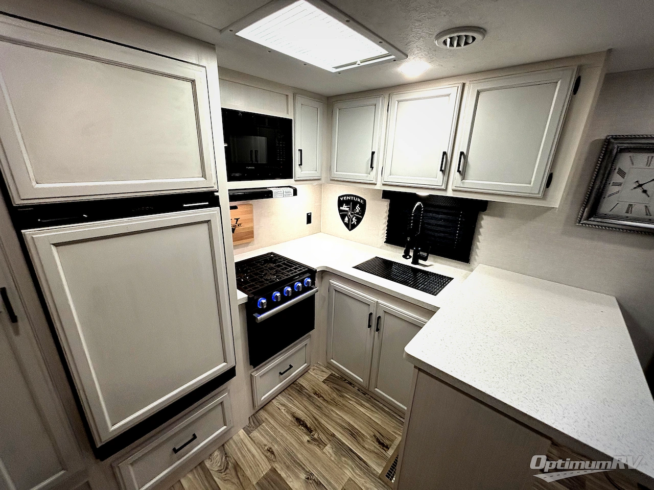 2023 Venture SportTrek Touring Edition STT336VRK Photo 18