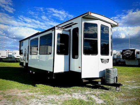 Used 2022 Forest River Wildwood Grand Lodge 42FLDL Featured Photo