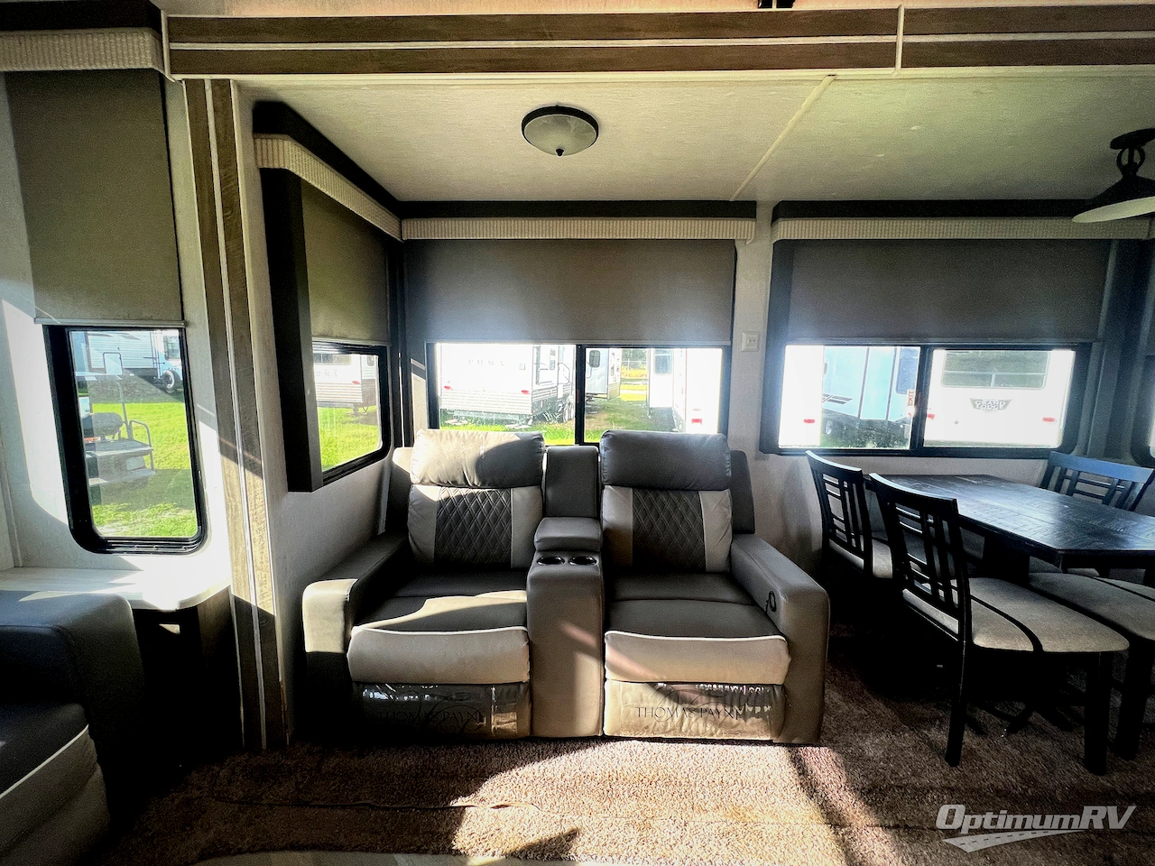 2022 Forest River Wildwood Grand Lodge 42FLDL Photo 8