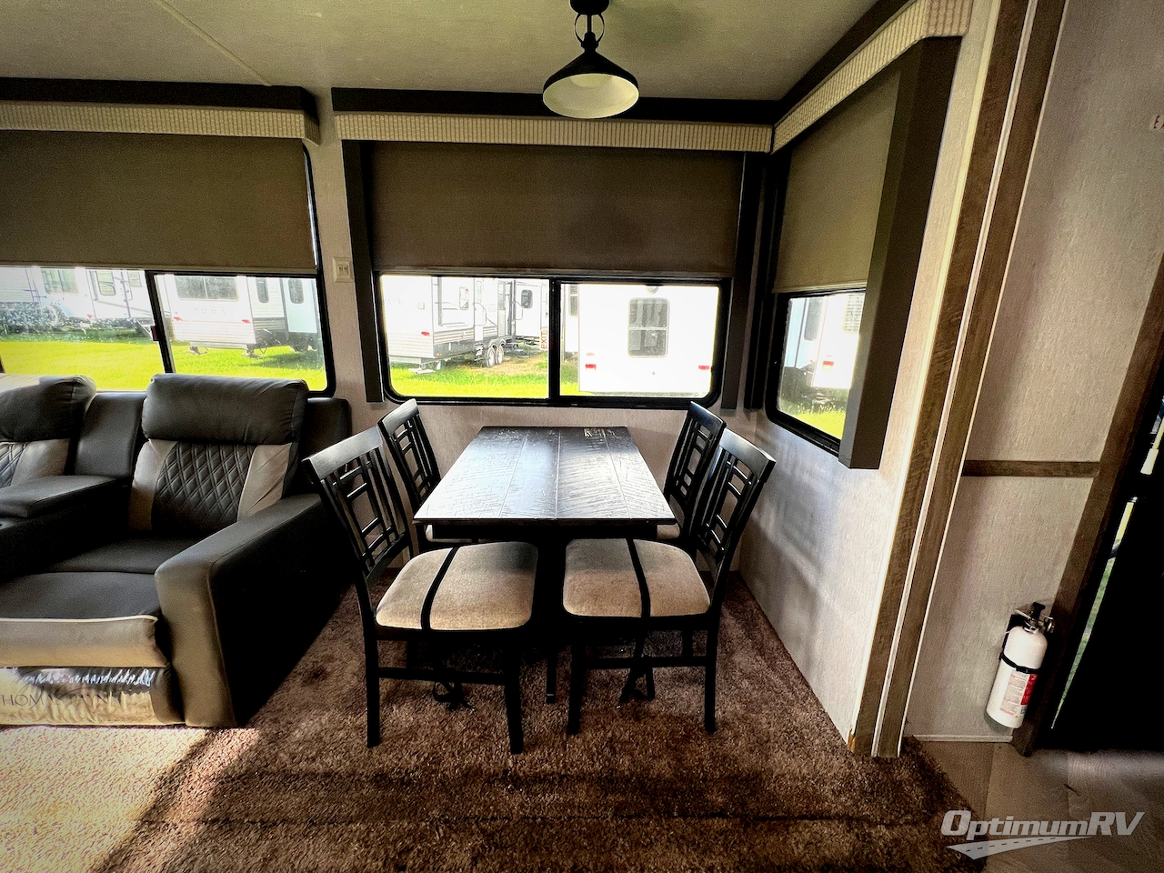 2022 Forest River Wildwood Grand Lodge 42FLDL Photo 9