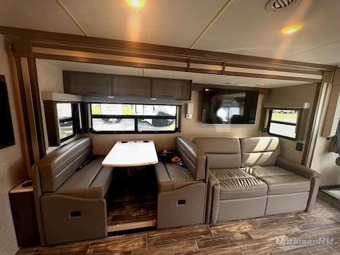 2022 Thor Hurricane 34R RV Photo 3