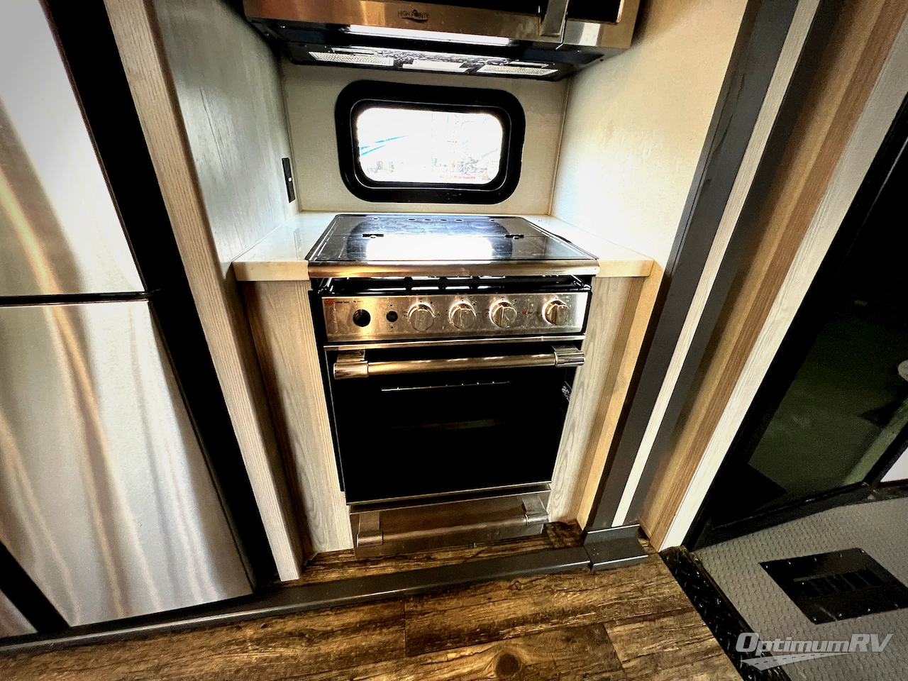 2022 Keystone Fuzion 424 Photo 11