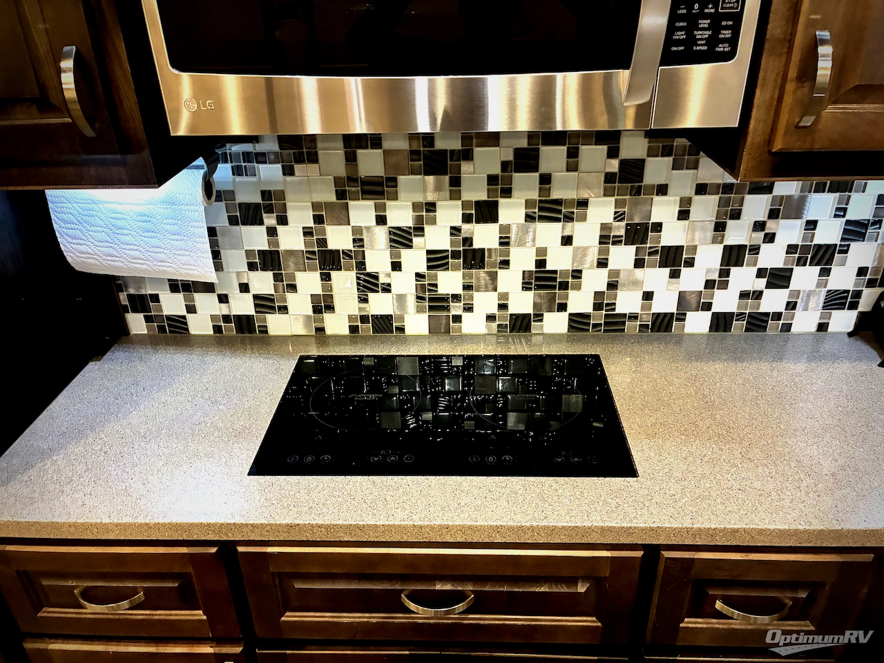 2018 Luxe by the RV Factory Luxe Elite 42RL Photo 10