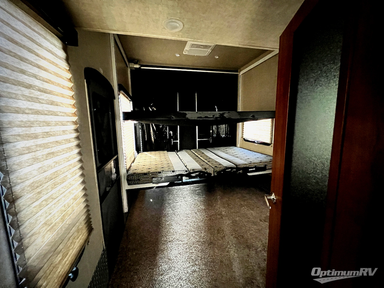 2014 Keystone Fuzion 401 Photo 11