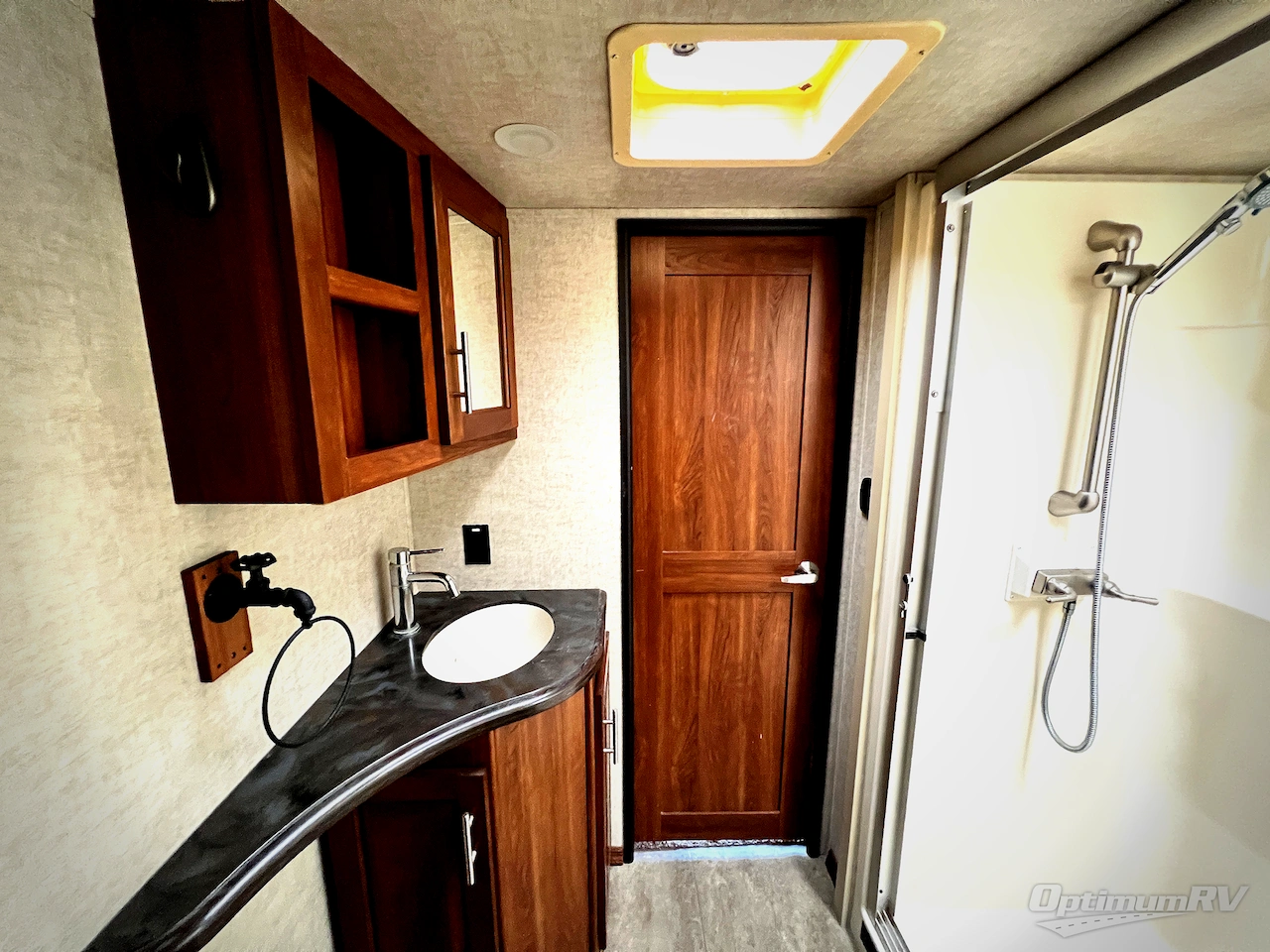 2014 Keystone Fuzion 401 Photo 16