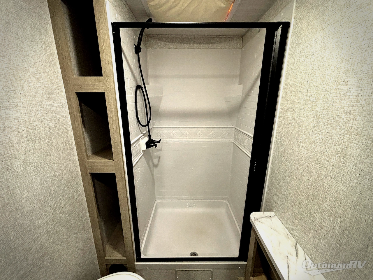 2025 East To West Alta 2800KBH Photo 17