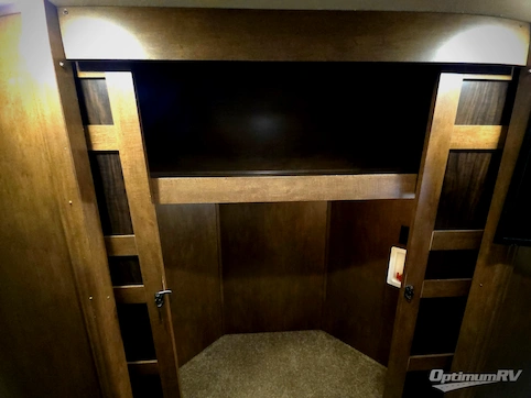 2016 Forest River Wildwood Heritage Glen 356QB RV Photo 4