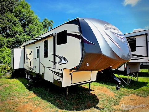 Used 2016 Forest River Wildwood Heritage Glen 356QB Featured Photo