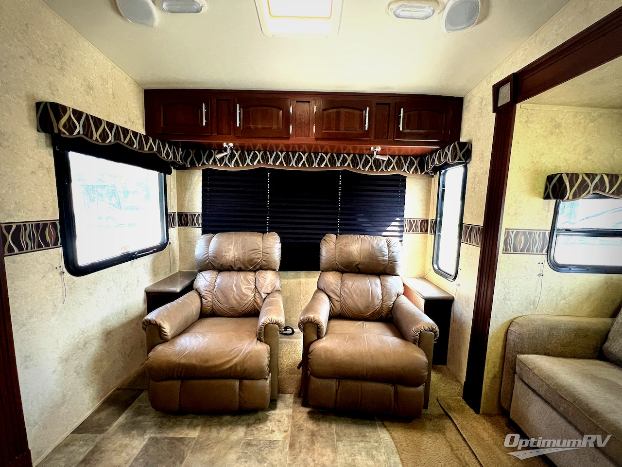 2015 Forest River Flagstaff Classic Super Lite 8528IKWS Photo 6