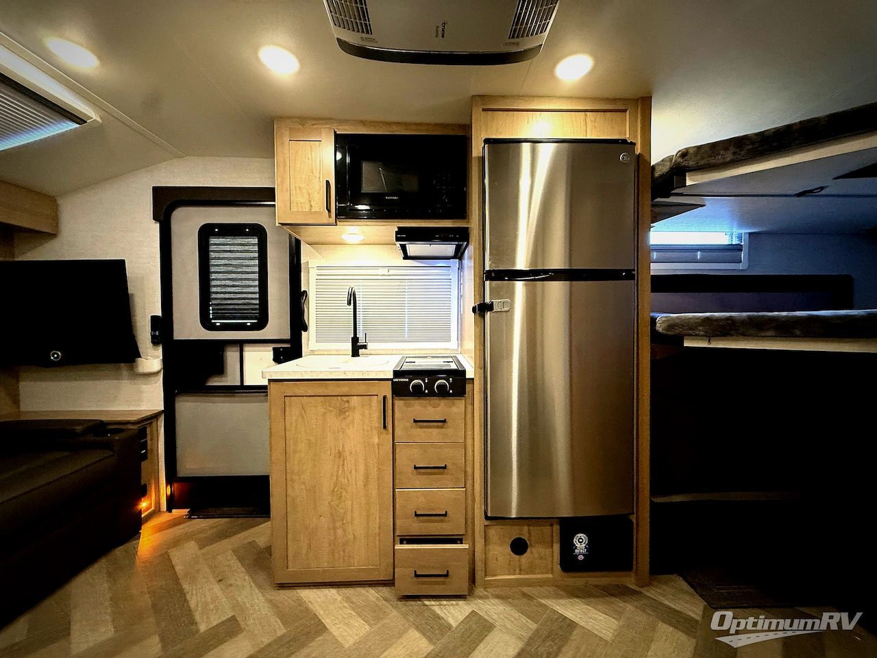 2023 Ember Overland Series 191MSL Photo 11