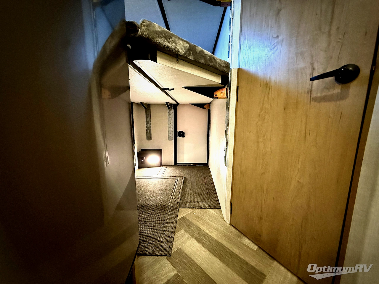 2023 Ember Overland Series 191MSL Photo 17