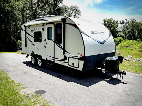 Used 2016 Venture RV Sonic SN190VRB Featured Photo