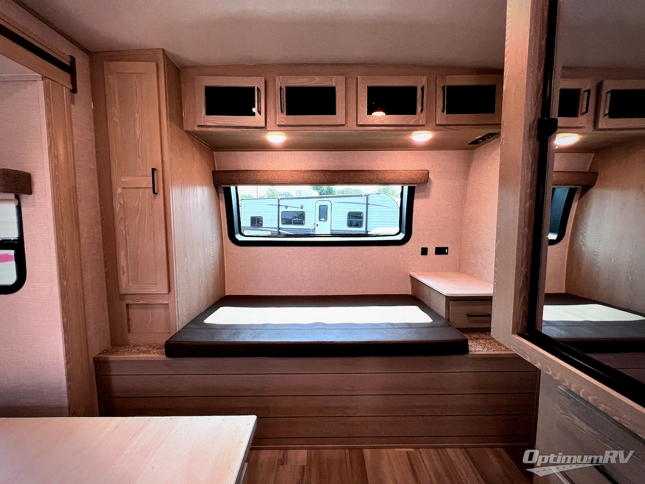2021 Forest River Rockwood Signature Ultra Lite 8329SB Photo 20
