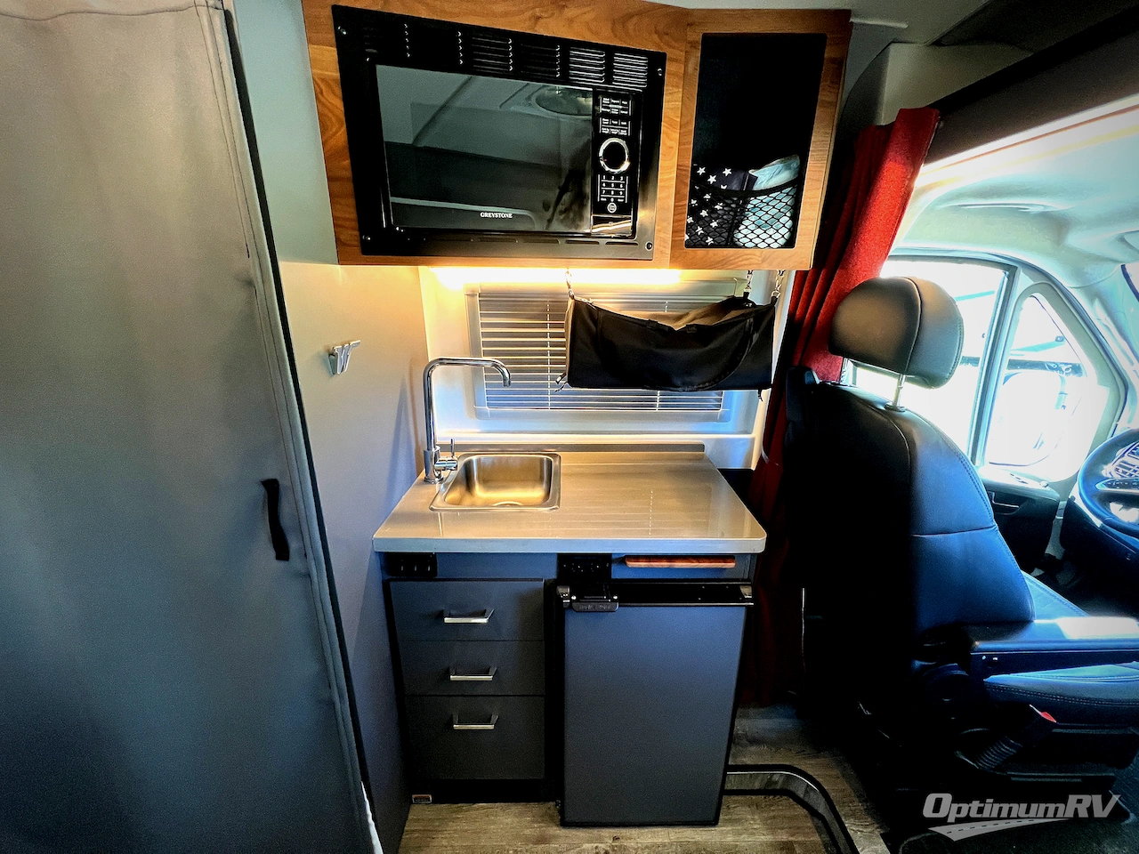 2023 Winnebago Roam U59RX Photo 16