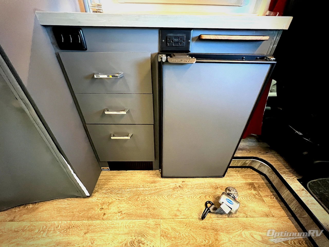 2023 Winnebago Roam U59RX Photo 18