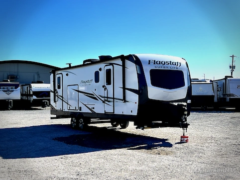 Used 2022 Forest River Flagstaff Super Lite 26RKBS Featured Photo