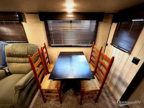 2019 CrossRoads Sunset Trail Super Lite SS330SI RV Photo 4