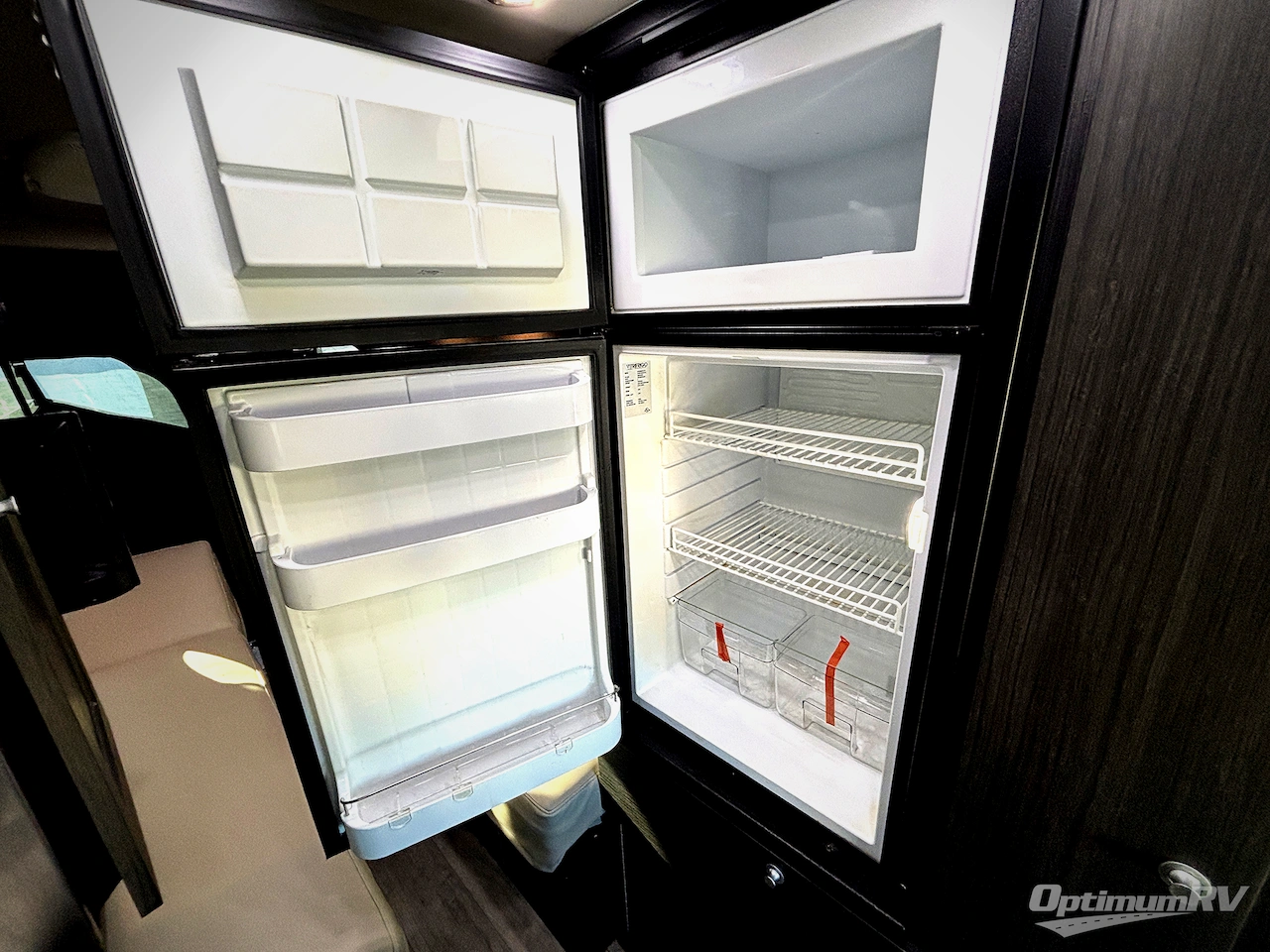 2022 Roadtrek Roadtrek CHASE Photo 9