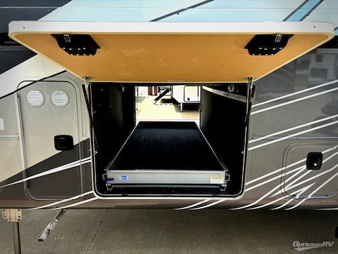 2023 DRV Luxury Suites Mobile Suites MS Houston RV Photo 4