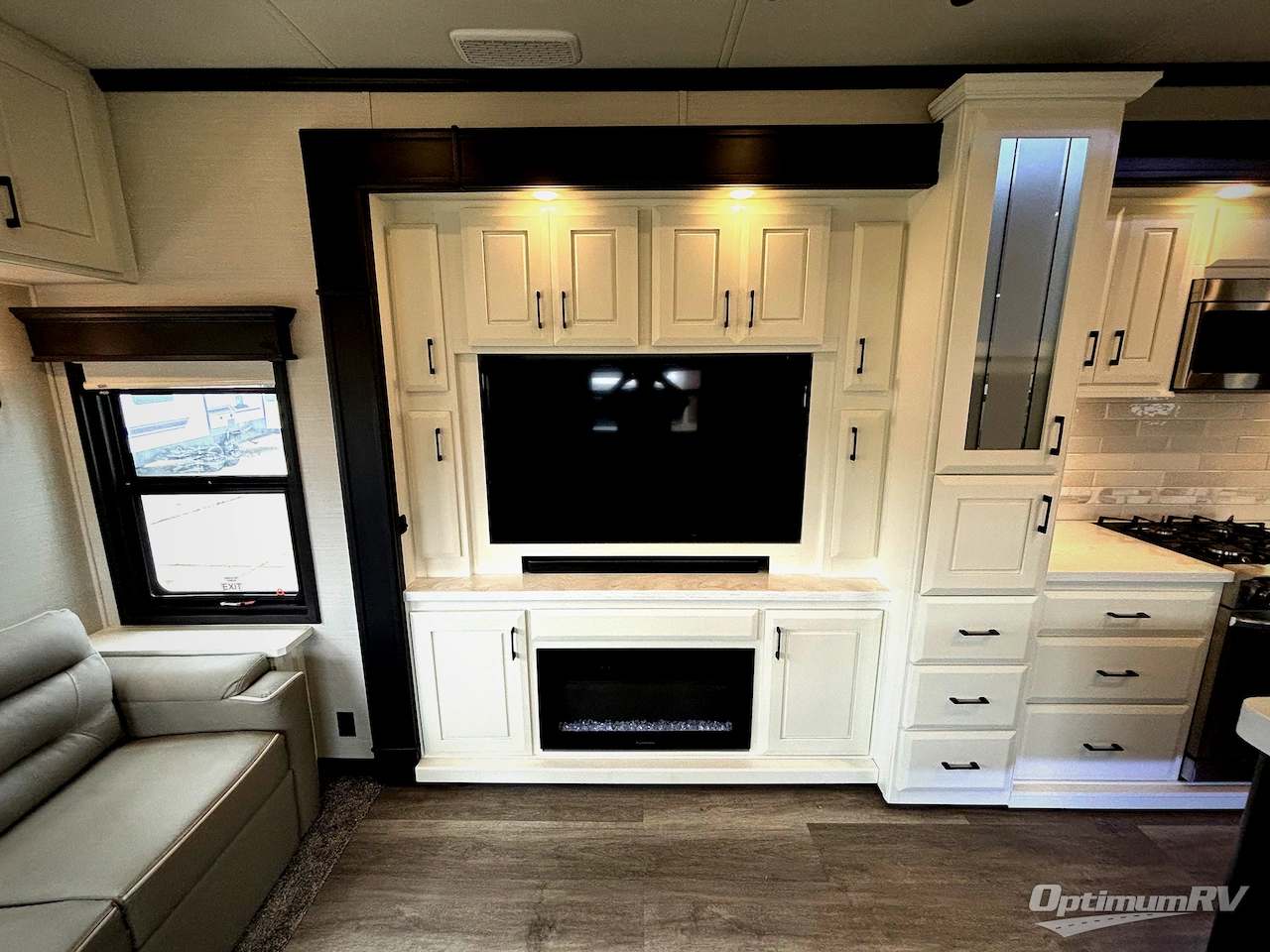 2023 DRV Luxury Suites Mobile Suites MS Houston Photo 8