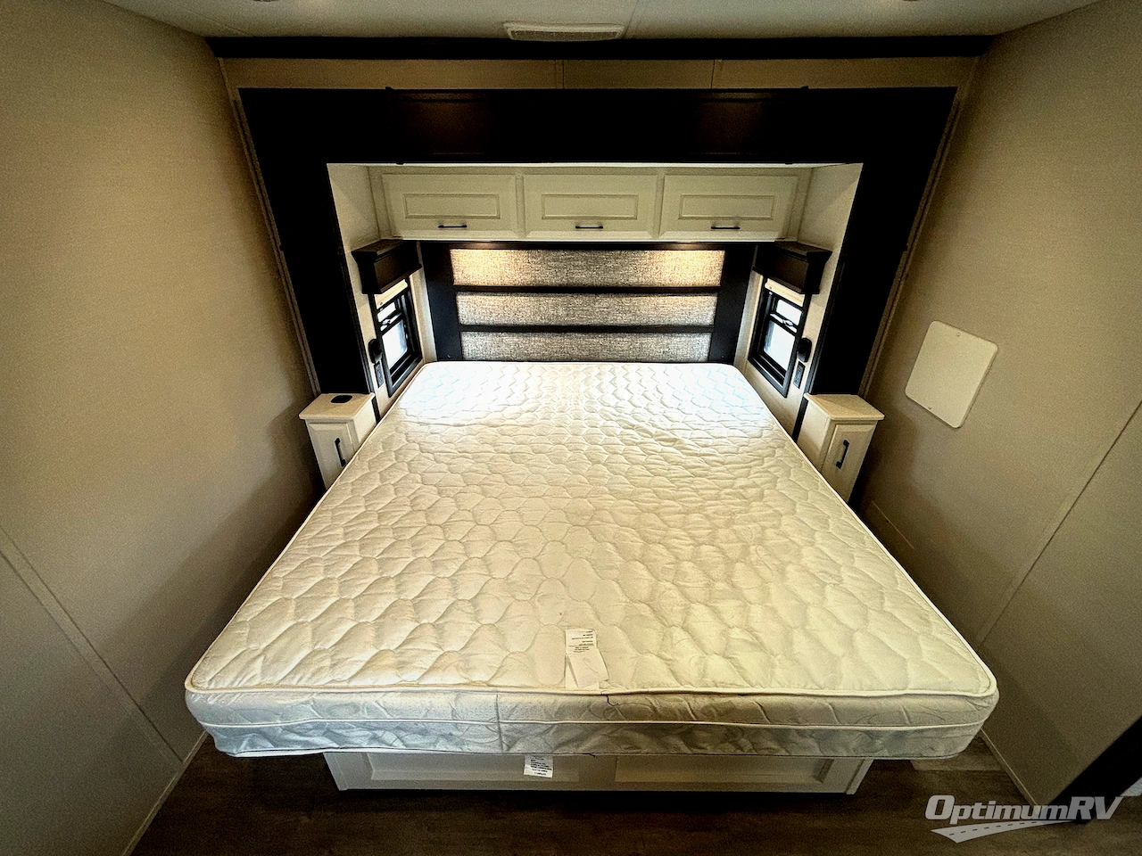 2023 DRV Luxury Suites Mobile Suites MS Houston Photo 12