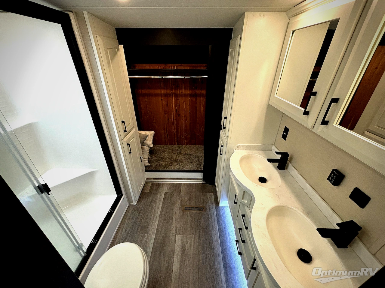 2023 DRV Luxury Suites Mobile Suites MS Houston Photo 14