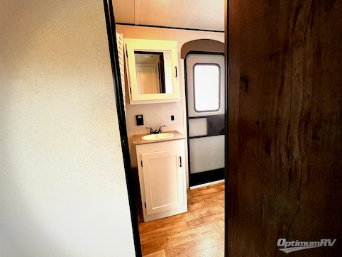 2023 Keystone Hideout 31BRD RV Photo 4