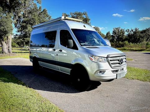Used 2022 Thor Synergy 19P Featured Photo