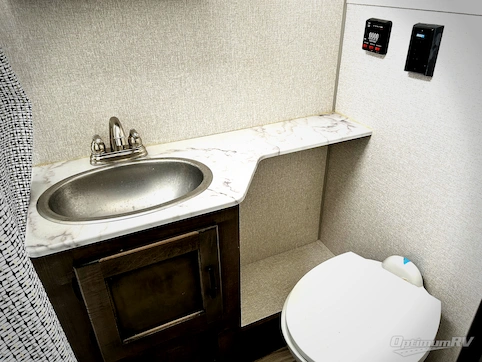2022 Venture Sonic Lite SL169VMK RV Photo 4