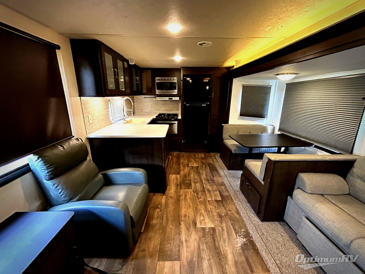 2019 Forest River Salem 27RKS Photo 3