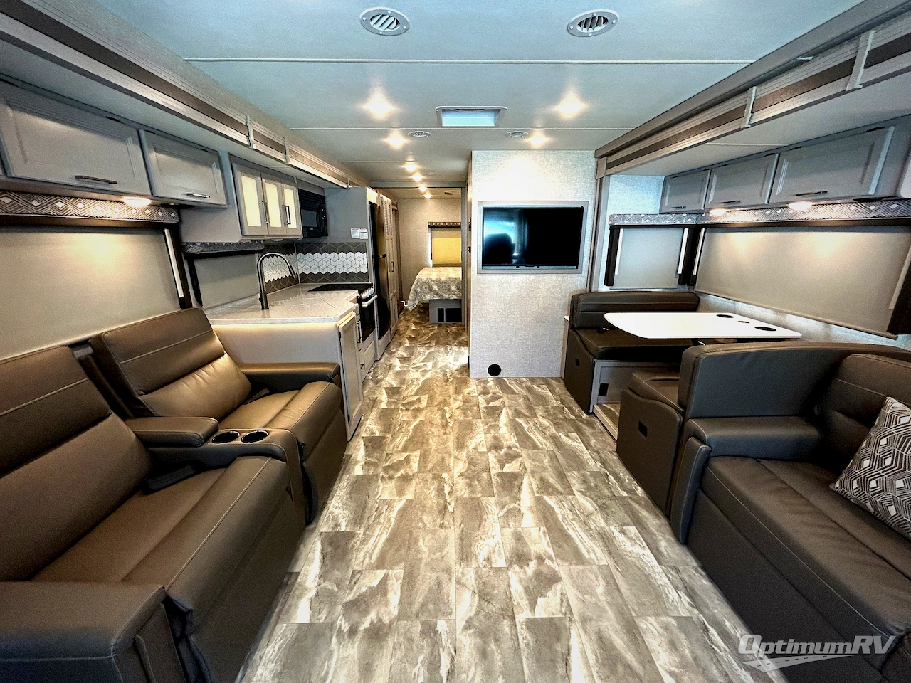 2022 Thor Windsport 34R Photo 2