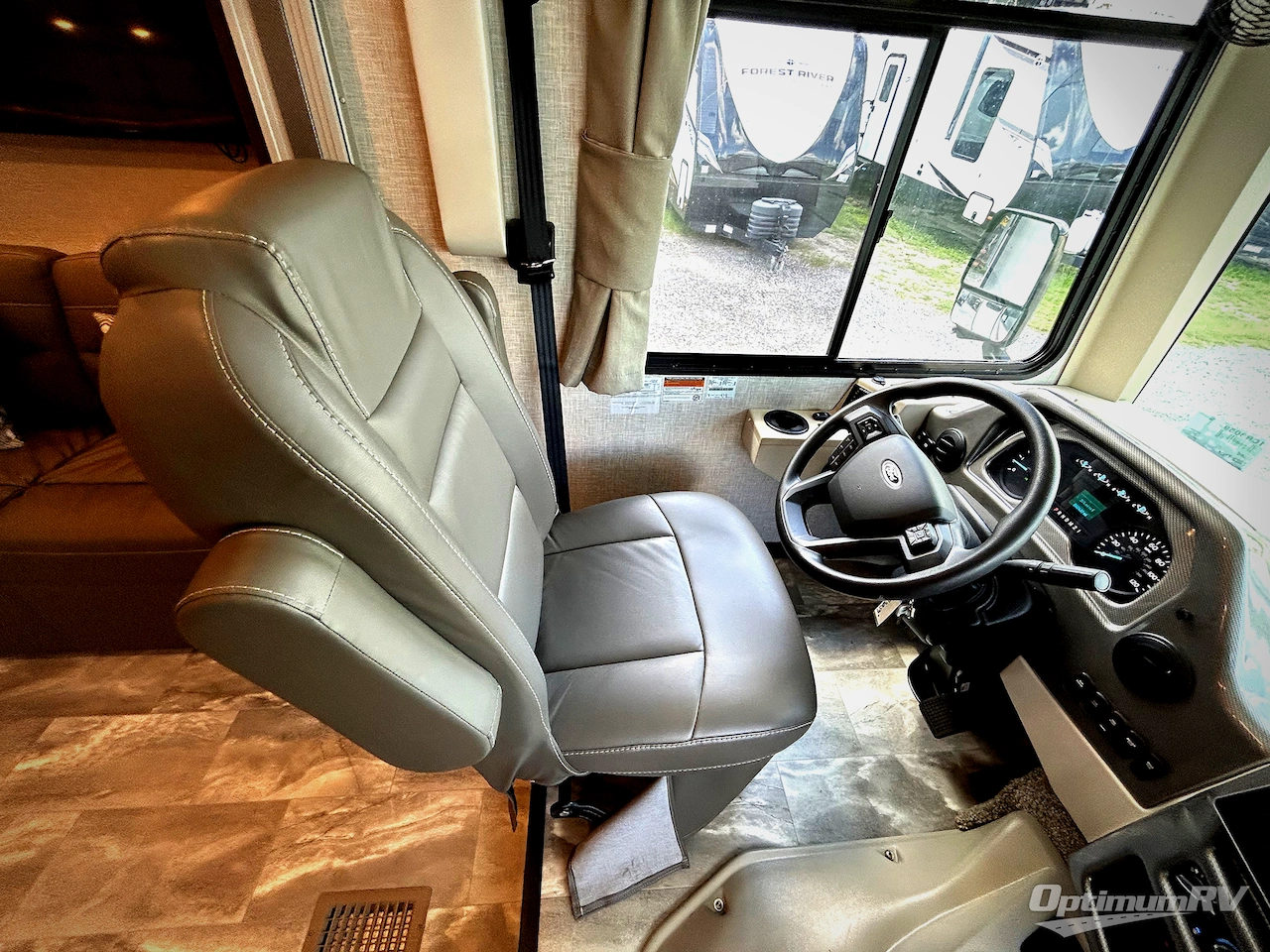 2022 Thor Windsport 34R Photo 5