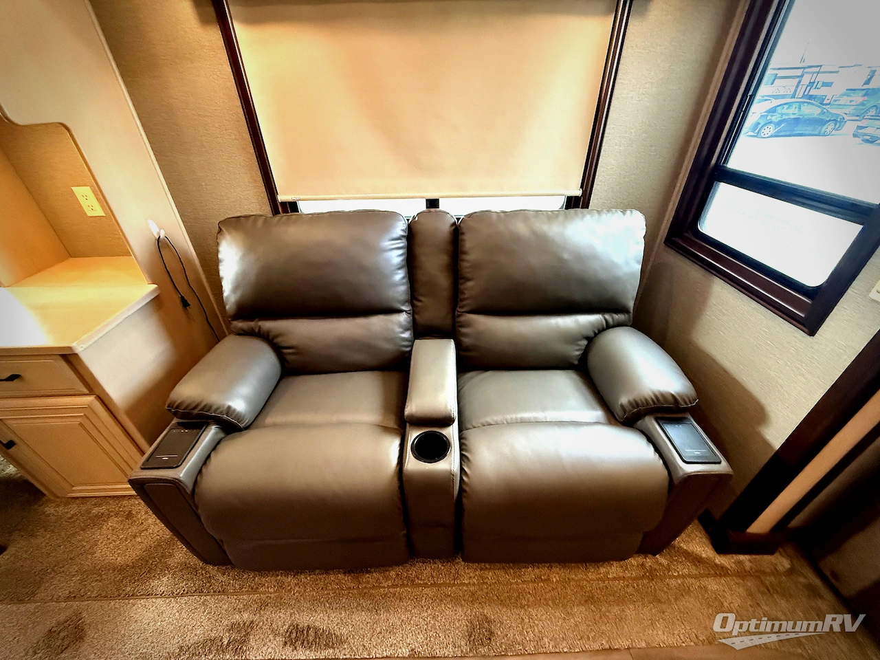 2020 DRV Luxury Suites Mobile Suites 40KSSB4 Photo 6