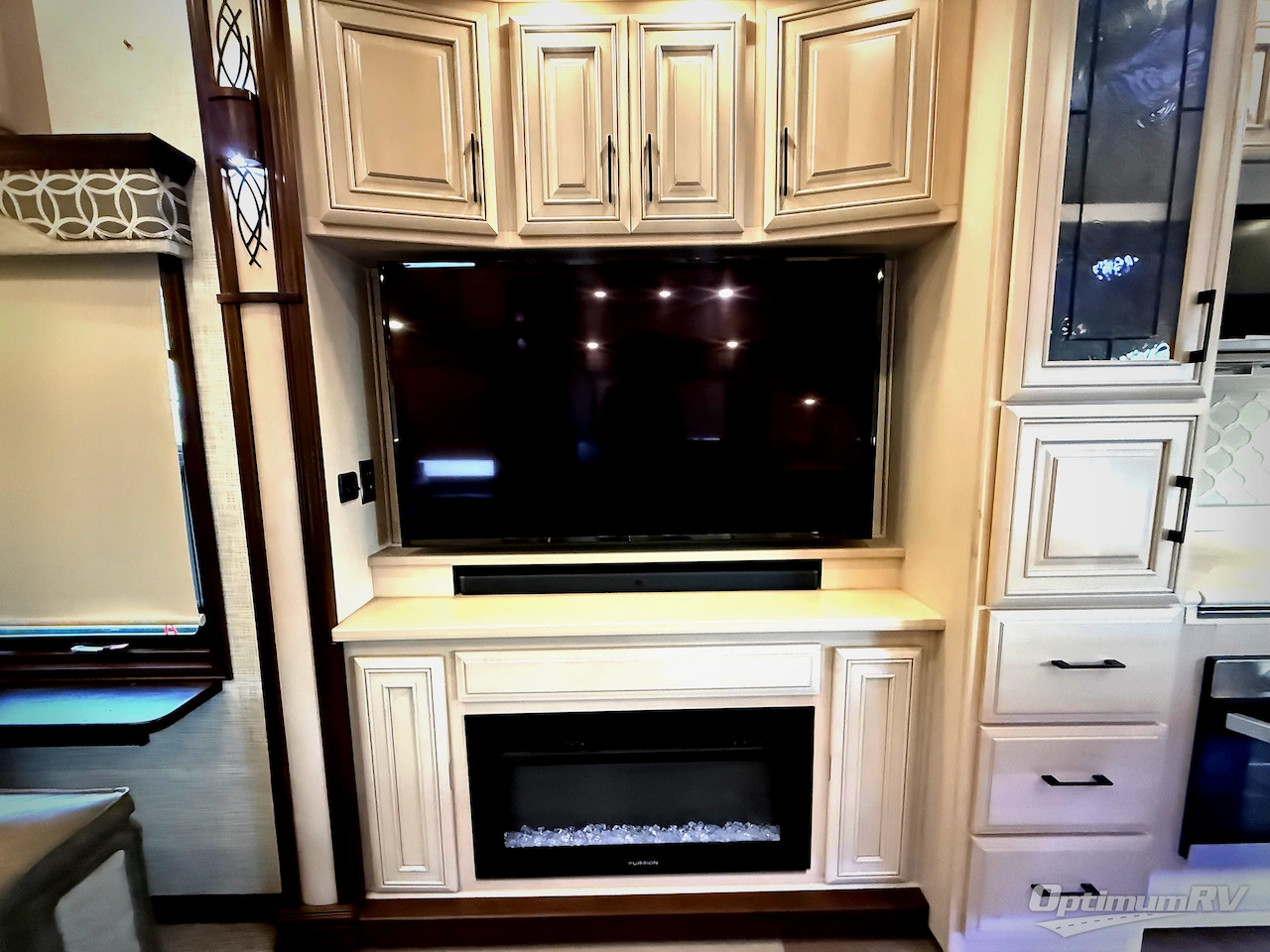 2020 DRV Luxury Suites Mobile Suites 40KSSB4 Photo 8