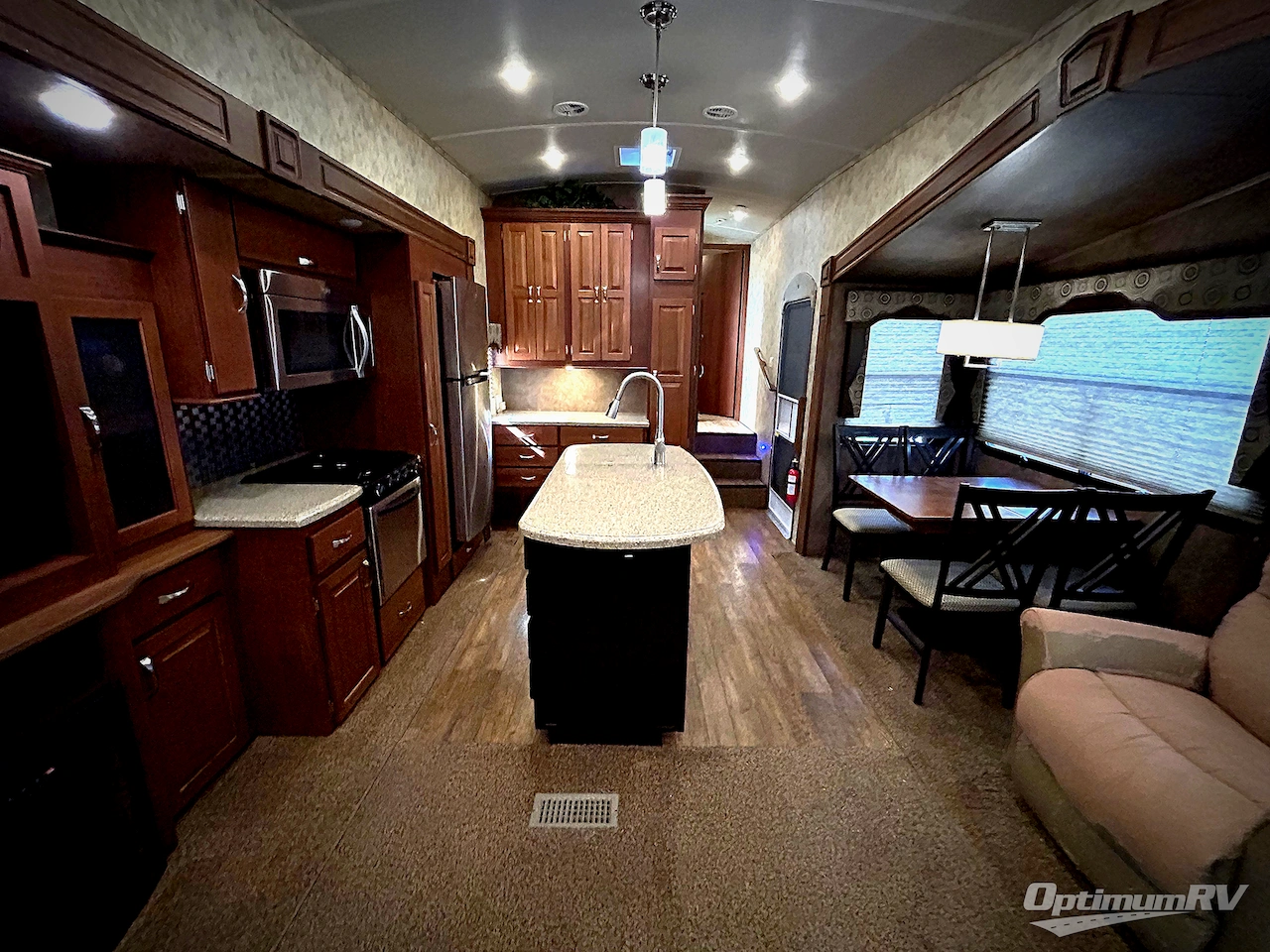 2015 Forest River Cedar Creek Silverback 33IK Photo 5