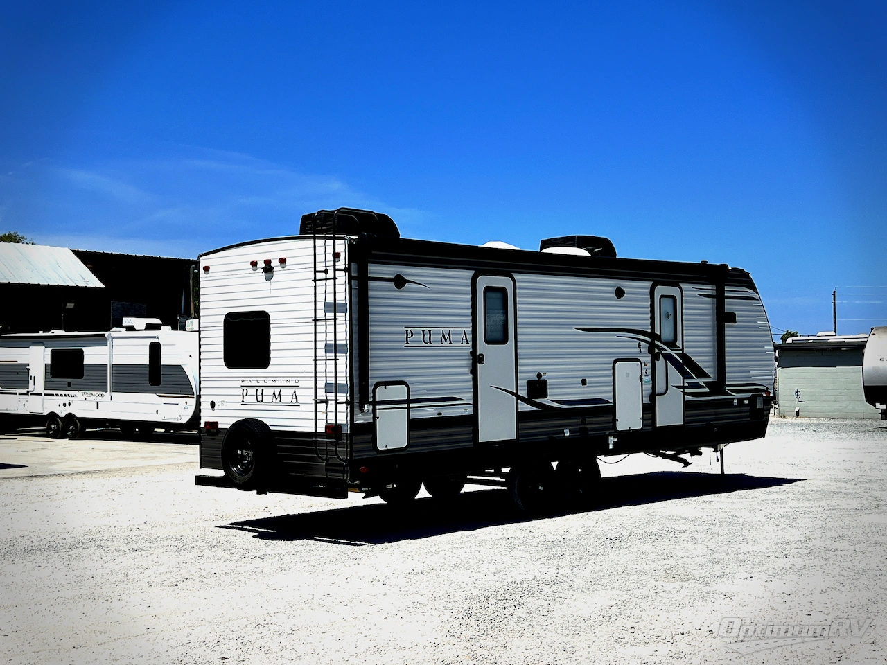 2022 Palomino Puma 26FKDS Photo 2