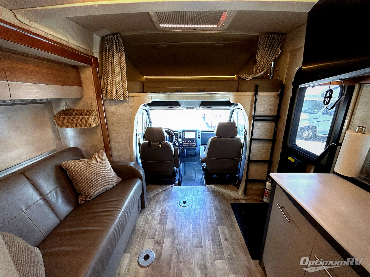 2018 Winnebago View 24V Photo 5