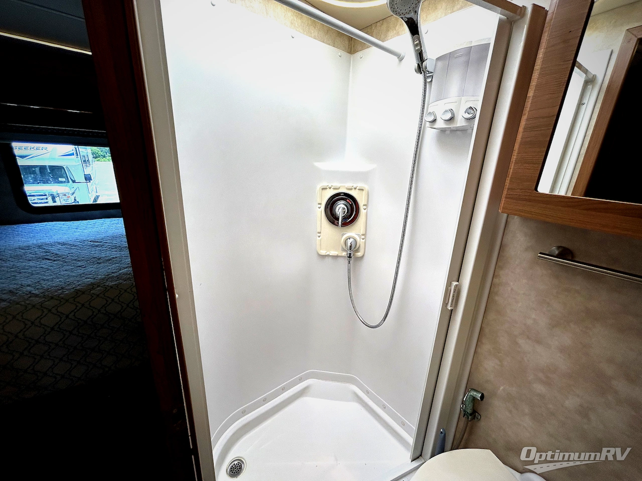 2018 Winnebago View 24V Photo 18